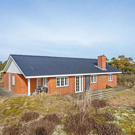 Uddi - 1-3km From The Sea By Interhome *