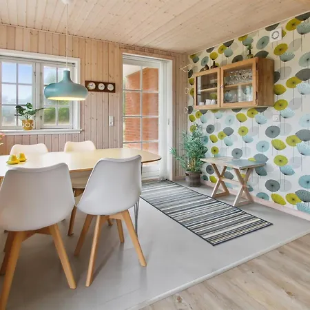 Feriehus Uddi - 1-3km From The Sea By Interhome *
