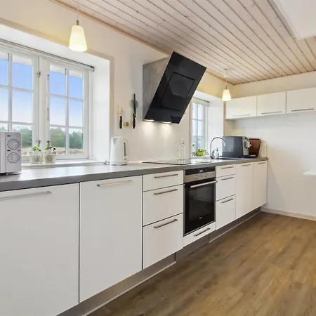 Feriehus Uddi - 1-3km From The Sea By Interhome