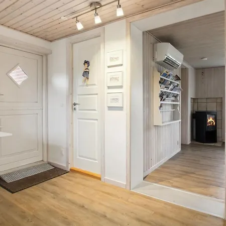 Uddi - 1-3km From The Sea By Interhome Fanø