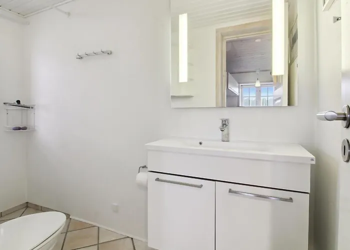 Uddi - 1-3km From The Sea By Interhome